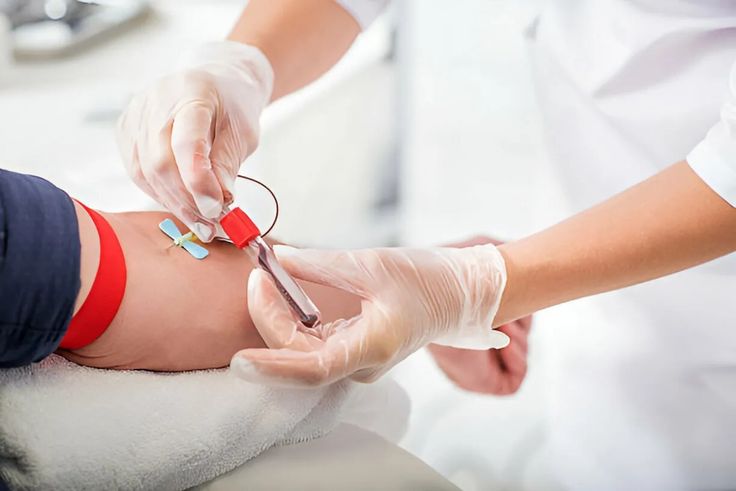 آزمایش خون آنلاین: انقلابی در پایش سلامت