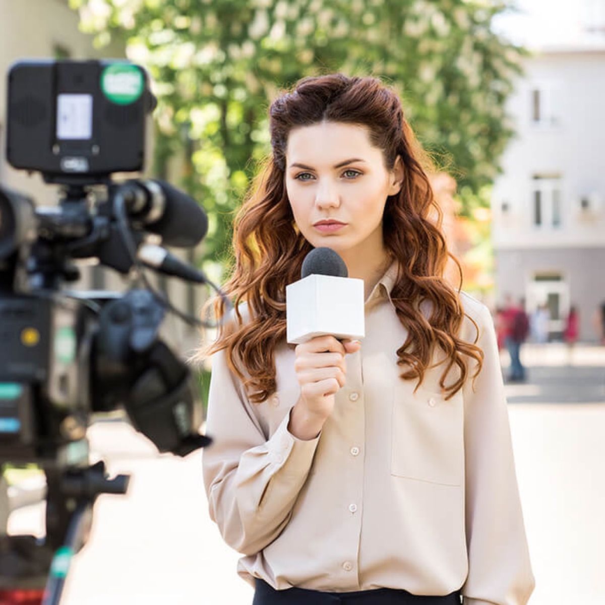 خبرنگار: قلب تپنده اطلاع‌رسانی در دنیای امروز