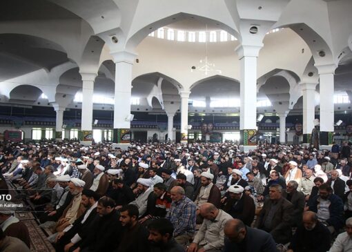 اقامه نماز طلب باران در قم