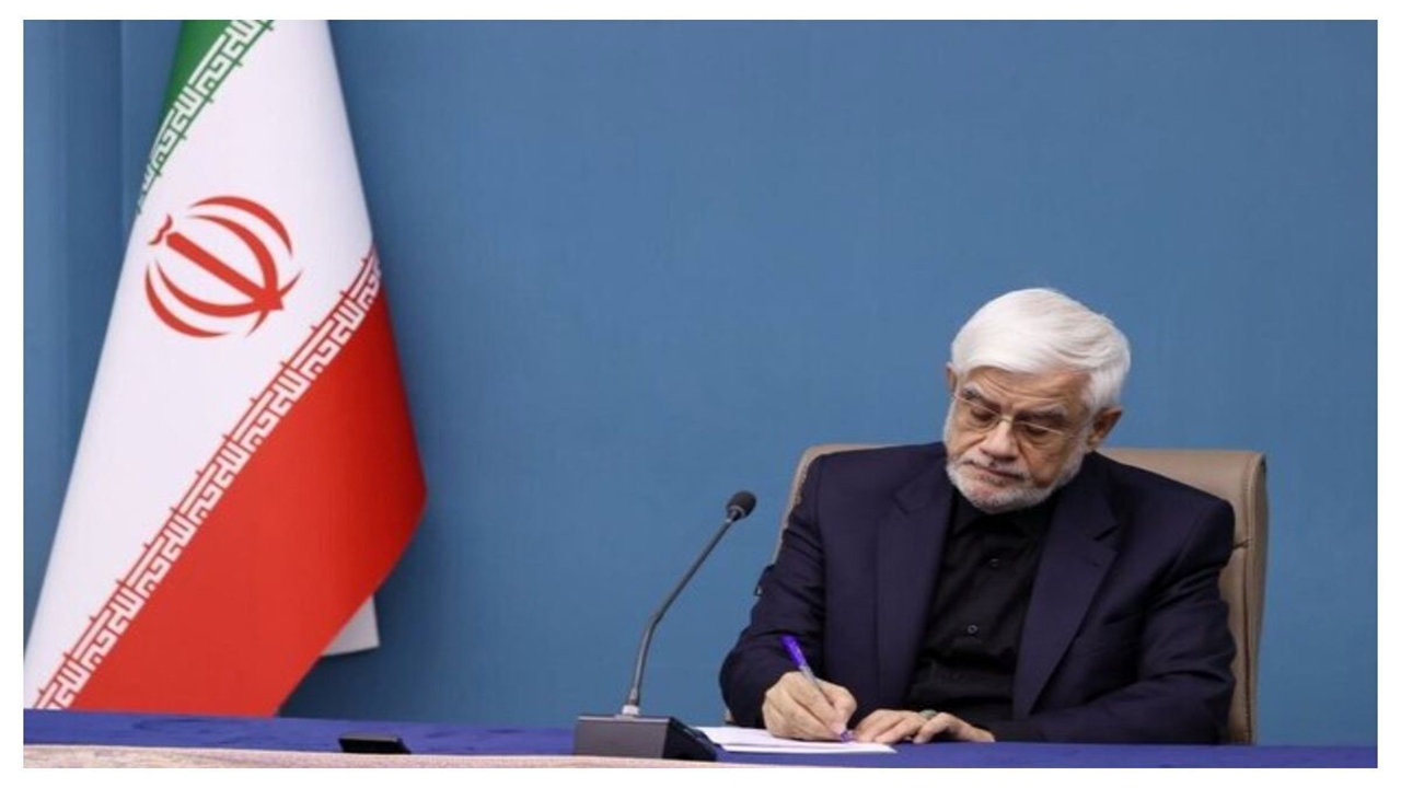 معاون اول رئیس‌جمهور درگذشت خواهر محمود احمدی نژاد را تسلیت گفت