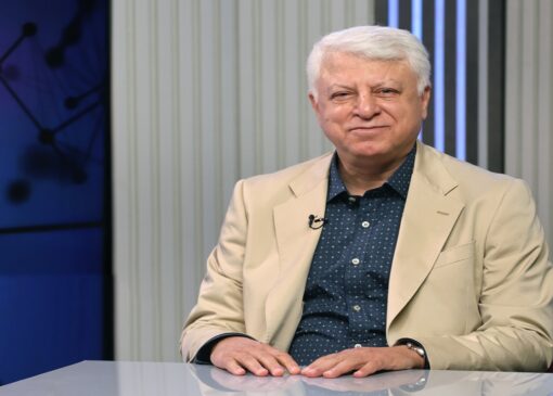 الیاس حضرتی با استعفای «فیاض زاهد» عضو حقیقی شورای اطلاع‌رسانی دولت موافقت کرد