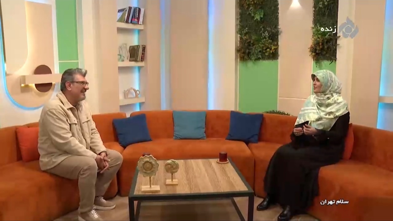 روش جالب یک معلم برای افزایش علاقه دانش آموزان به کتاب + فیلم