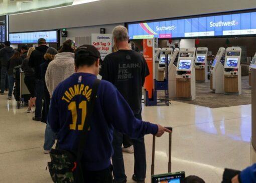 پایانی برای سرزمین رویا‌ها + فیلم