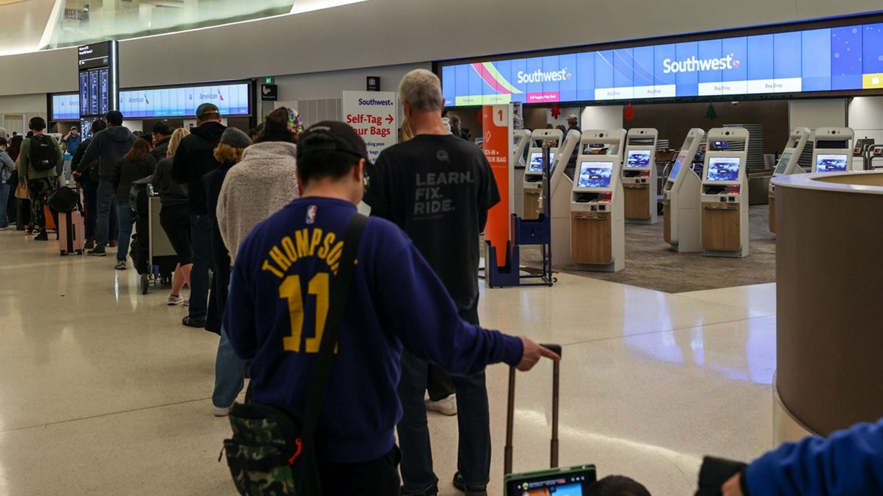 پایانی برای سرزمین رویا‌ها + فیلم