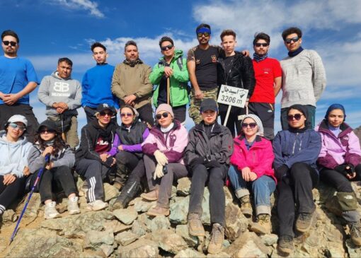 صعود کوهنوردان افغانستانی به قله اسپیدچال در تهران