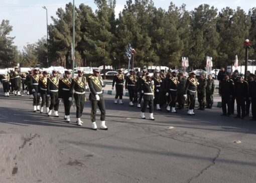 تشییع پیکر هفت شهید گمنام در قم همزمان با ایام شهادت حضرت زهرا(س)