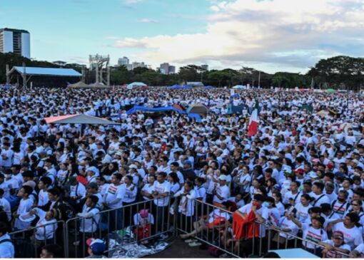 هزاران معترض برای دومین روز به خیابان‌های پایتخت فیلیپین آمدند