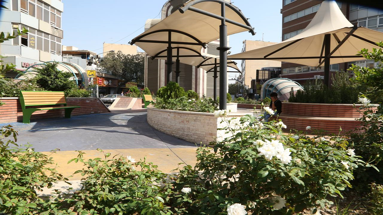 گام جدید مدیریت شهری برای افزایش کیفیت محلات منطقه ۱۰؛ تکمیل سه فضای مکث محله‌ای