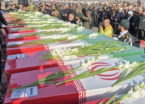 پیکر مطهر ۱۳ شهید گمنام وارد مشهد شد