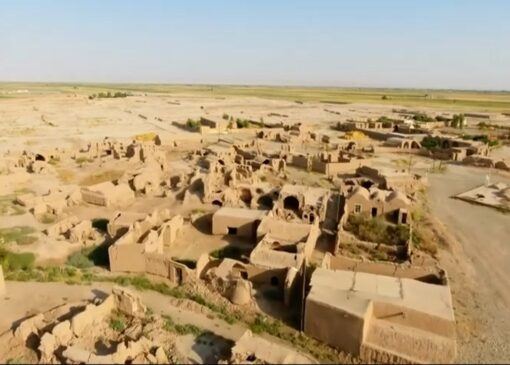 روستای پاده؛ نماد تاریخ کهن ایران زمین در دل کویر + فیلم