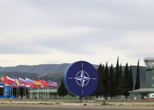 فایننشال تایمز: ناتو زمان انتقال نیرو‌ها از اروپا به مرز روسیه را تسریع می‌کند