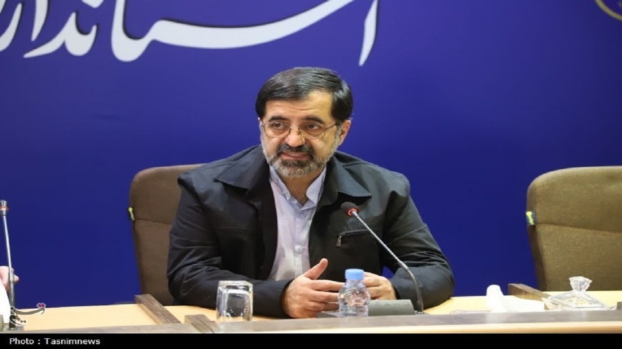 استاندار قم شایعه پایان مسئولیت خود را تکذیب کرد