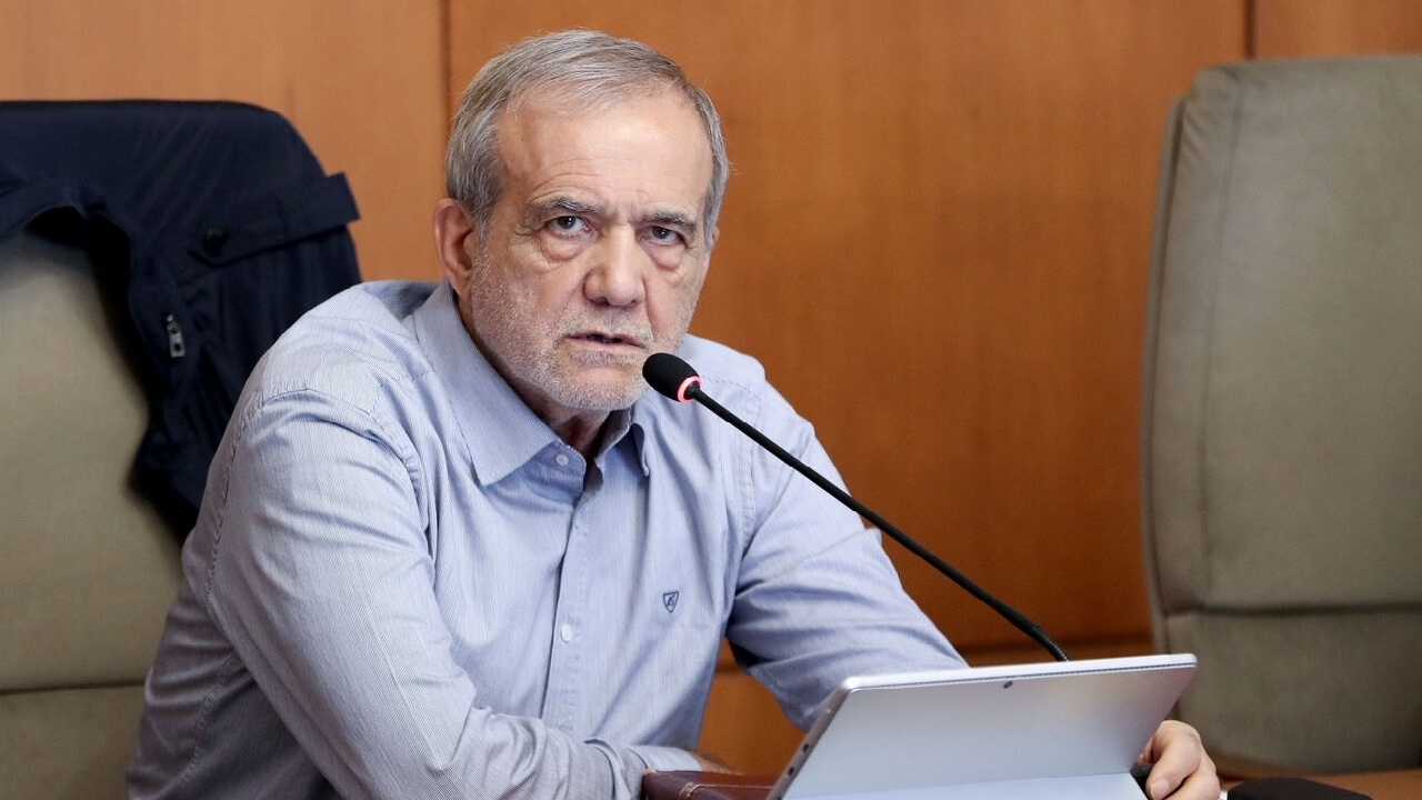 پزشکیان: رعایت قوانین و هنجار‌های ملی در حوزه عفاف و حجاب باید از درون دستگاه‌ها آغاز شود