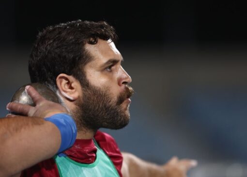 طیبی به مدال نقره پرتاب وزنه رسید؛ فاصله ۴ سانتی‌متری با طلا