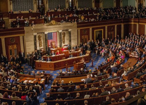 مجلس نمایندگان آمریکا لایحه‌ای را برای انتشار عمومی پرونده‌های اپستین تصویب کرد