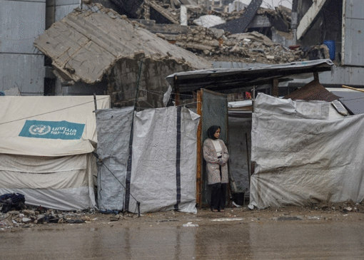 سرپناه موقت هم از فلسطینی ها دریغ می شود + فیلم