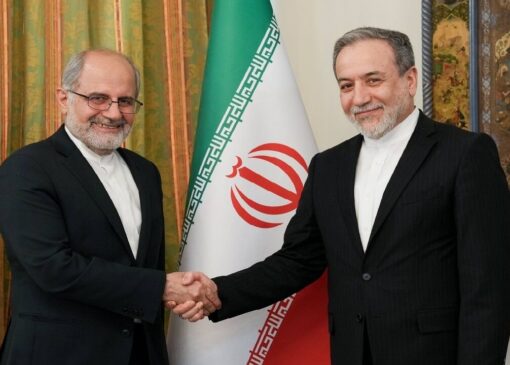 تاکید وزیر خارجه بر اهمیت تقویت مناسبات و همکاری‌ها با ایرلند