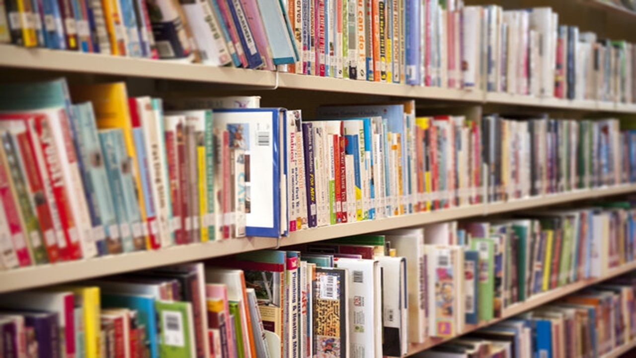 از «مارکز» تا «ساموئل بکت»؛ ۱۰ نویسنده برتر ادبیات پست‌مدرن