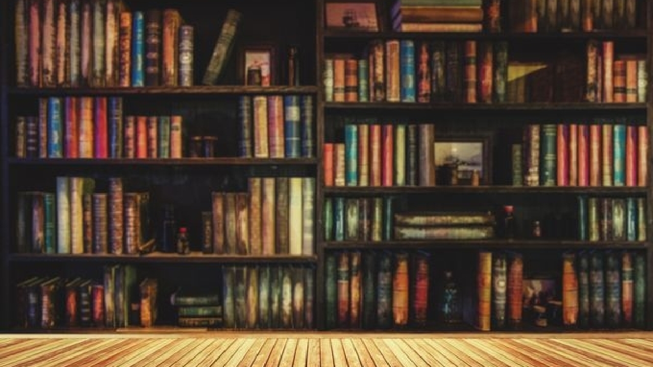 کتاب نخوانده داشتن، بهتر از کتاب نداشتن است + فیلم