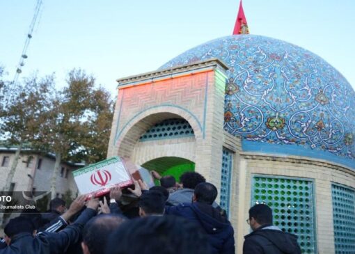 استقبال مردم شهیدپرور رومشکان از لاله فاطمی + فیلم