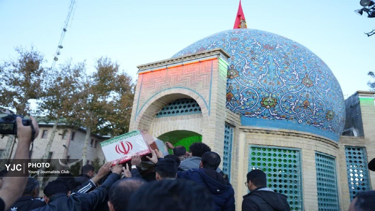 استقبال مردم شهیدپرور رومشکان از لاله فاطمی + فیلم