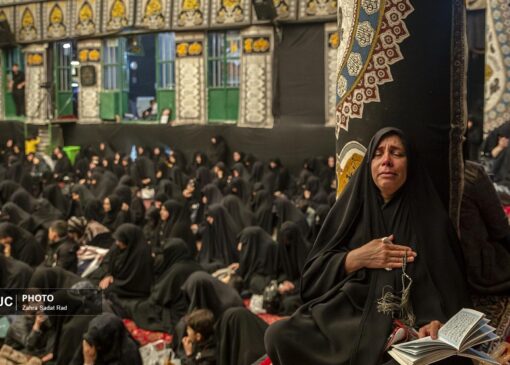 مراسم عزاداری دهه دوم فاطمیه درتکیه سادات اخوی