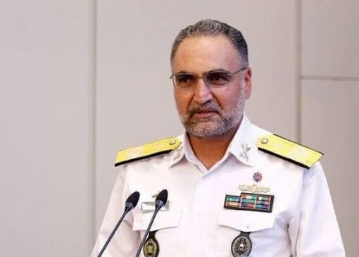 جانشین نیروی دریایی ارتش: پرچم ایران با اقتدار در پهنه اقیانوس‌ها به اهتزاز درآمده است