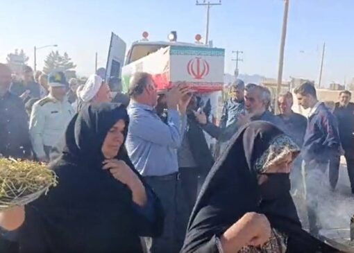 تشییع شهیدان گمنام فاطمی در روستای ده محمد عشق آباد + فیلم