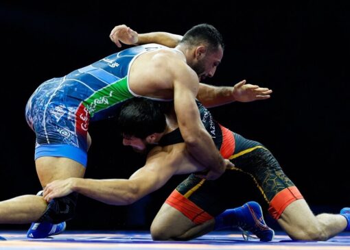 قهرمان جهان، اسیر کشتی‌گیر ایرانی؛ آذرپیرا مقتدرانه طلایی شد