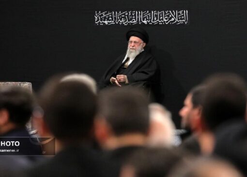 اولین شب مراسم عزاداری شهادت حضرت زهرا (س) با حضور رهبر معظم انقلاب