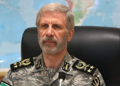 فرمانده کل ارتش: همدلی نیرو‌های مسلح، سرمایه‌ای راهبردی برای ایران است