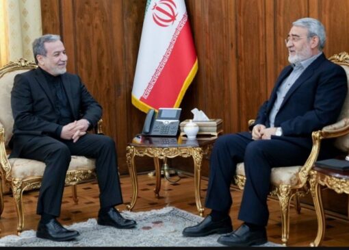 دیدار سفیر جمهوری اسلامی ایران در چین با وزیر امور خارجه