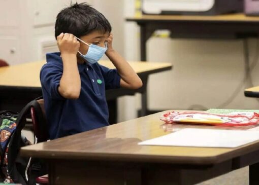 تداوم آلودگی هوا و شیوع بیماری‌های تنفسی؛ مدارس خراسان رضوی چهارم آذر تعطیل شد