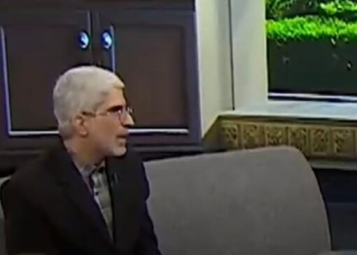 یک ترفند ساده خانگی برای مقابله با گلودرد + فیلم