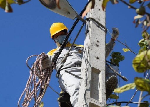 بیش از ۱۰ هزار کیلومتر به شبکه توزیع برق کشور افزوده شد