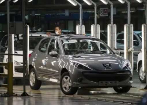 افزایش واردات خودرو حباب‌های بازار را خالی می‌کند