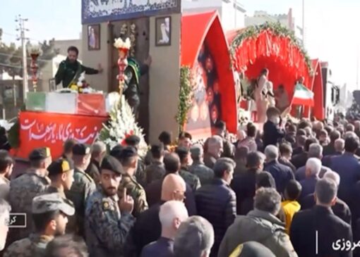 وداع باشکوه مردم با شهیدان گمنام + فیلم