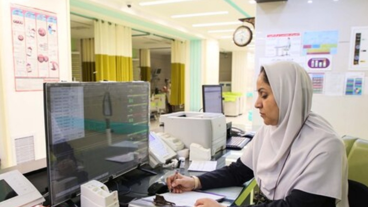 مطالبه‌گری پرستاران نباید با زیاده‌خواهی اشتباه شود