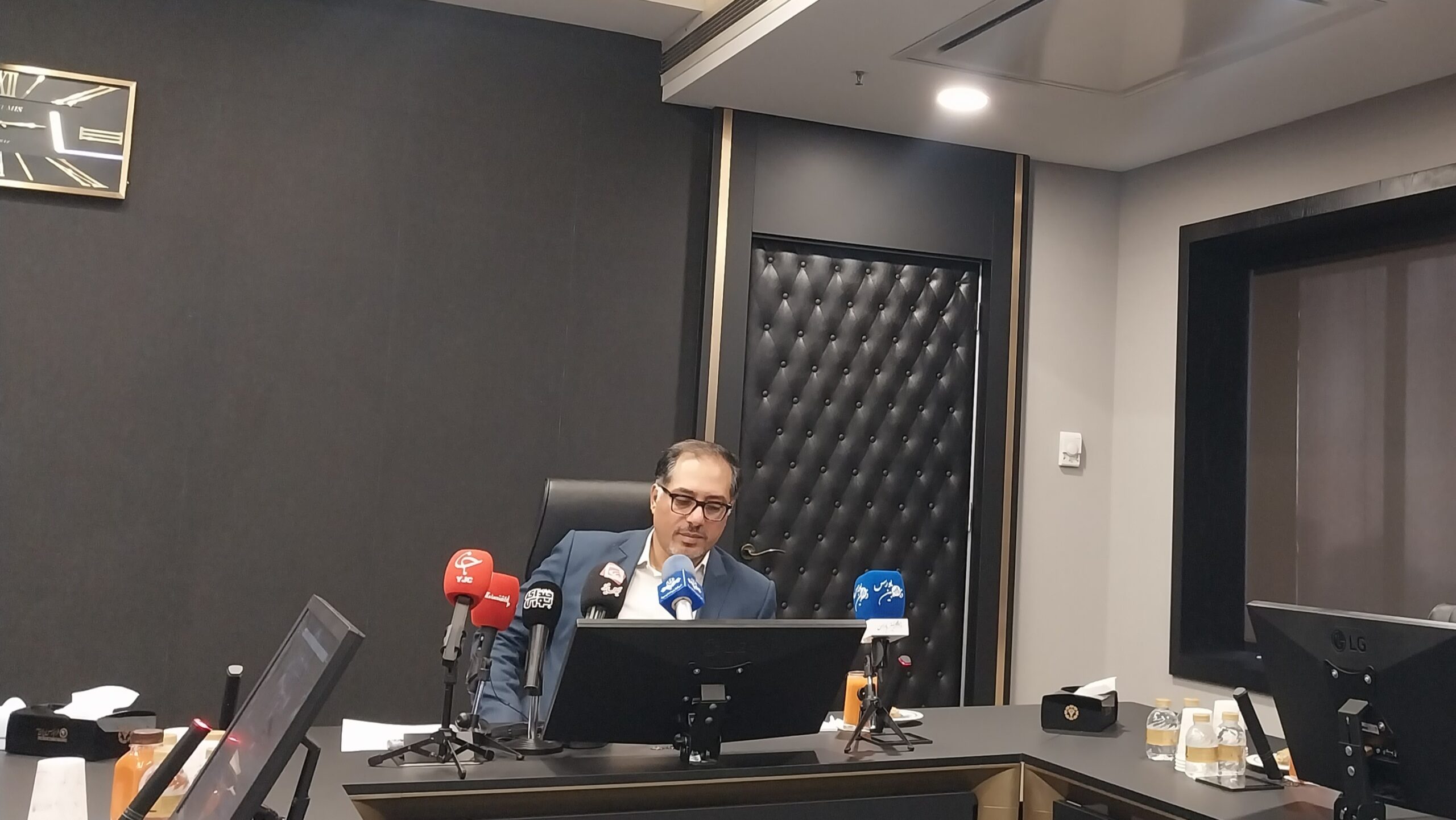 رکورد تأمین جمعی در فرابورس شکسته شد/ برنامه ریزی برای راه اندازی صندوق‌های قابل معامله رمزدارایی