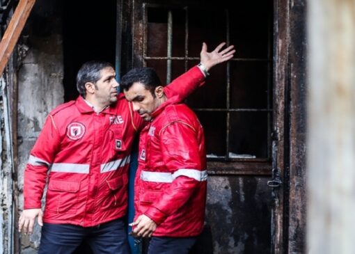 آتش‌سوزی در پاساژ دو طبقه صادقیه؛ یک نفر جان‌باخت