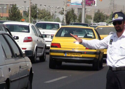 ۴۰ هزار خودرو متخلف توقیف ساعتی شدند/ اعمال قانون حدود ۱۹۰۰ فقره خودرو‌های دودزا
