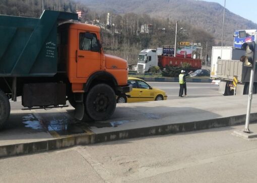 ثبت هوشمند تخلفات اضافه تناژ ناوگان باری؛ ۱۲۷ هزار تخلف در مازندران شناسایی شد