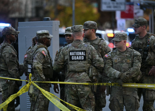 ضارب اعضای گارد ملی آمریکا سابقه همکاری با سازمان سیا را داشته است