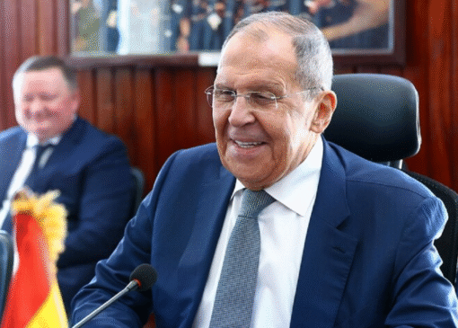 پوتین گزارش‌هایی مبنی بر کنار گذاشته شدن لاوروف را تکذیب کرد