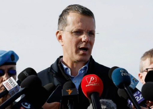 استعفای وزیر دفاع رومانی در پی تردید درباره اصالت مدرک دانشگاهی