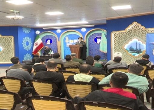 اختتامیه شعر جوان کشور در قم