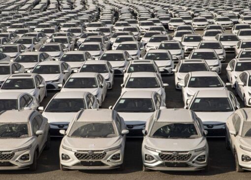 ثبت نام خودرو‌های وارداتی تا ۱۵ آذرماه تمدید شد