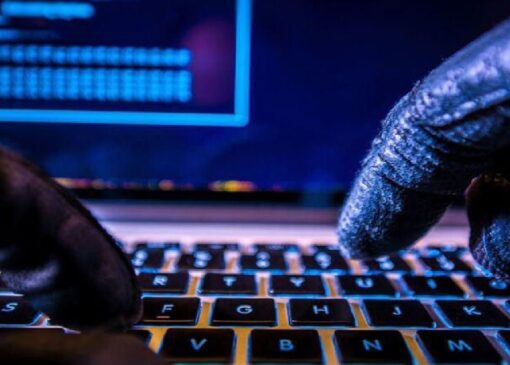 کلاهبردار اینترنتی در دام پلیس خراسان جنوبی افتاد