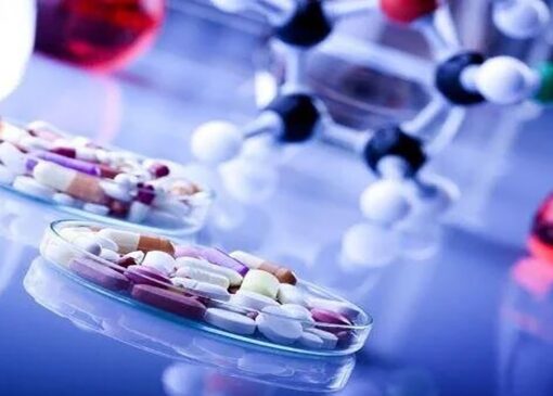 بدهی ۶ ماهه یکی از صندوق‌های بیمه‌گر به صنعت دارو/ تاخیر در پرداخت مطالبات سبب کمبود اقلام دارویی در بازار می‌شود