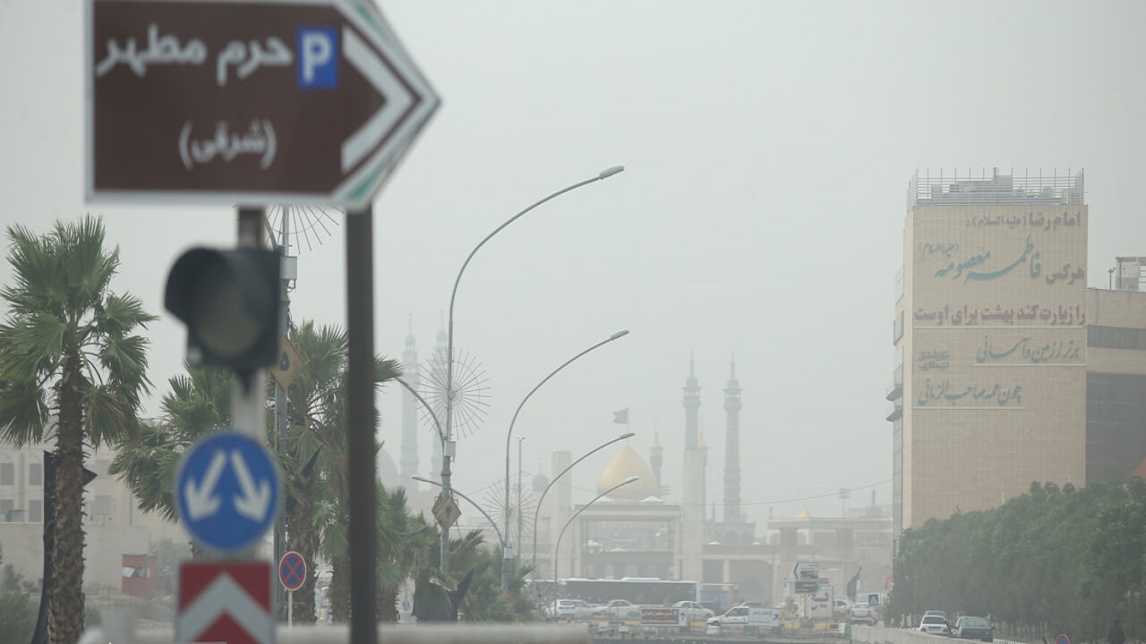 وضعیت هوای قم در شرایط ناسالم